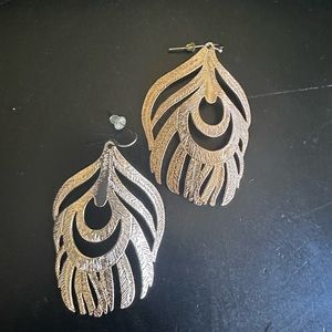 Rose Gold Kendra earrings